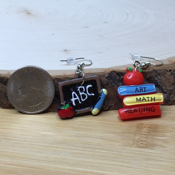 Teacher Earrings - Picture 5 of 7